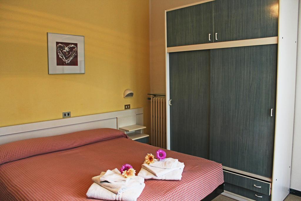B&B Hotel Lina Пинарелла Номер фото